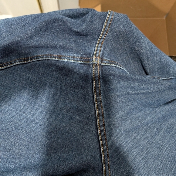 Lane Bryant Dark Wash Bootcut Raw Hemline Denim Jeans in Size 28 Regular - Picture 14 of 14